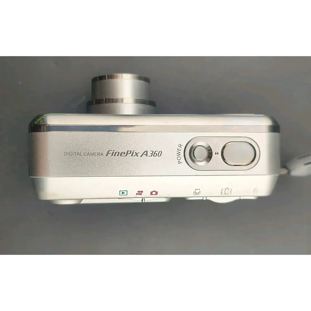 Vintage Fujifilm FinePix A360 Digital Camera Boxed Set W/ 128MB xD-Picture Card